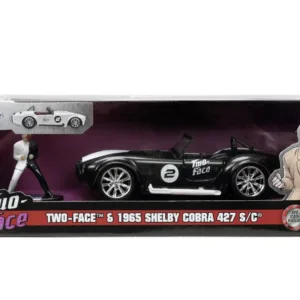 Jada Batman Set Figurina Two Face Si Masinuta Metalica Shelby Cobra 427 Scara 1:32